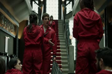 Money Heist 2017 S01 Episode 13 in Hindi thumb